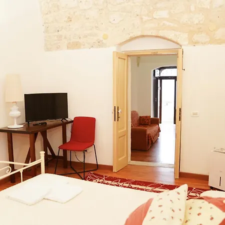 L'alcova Del Castello Остуни